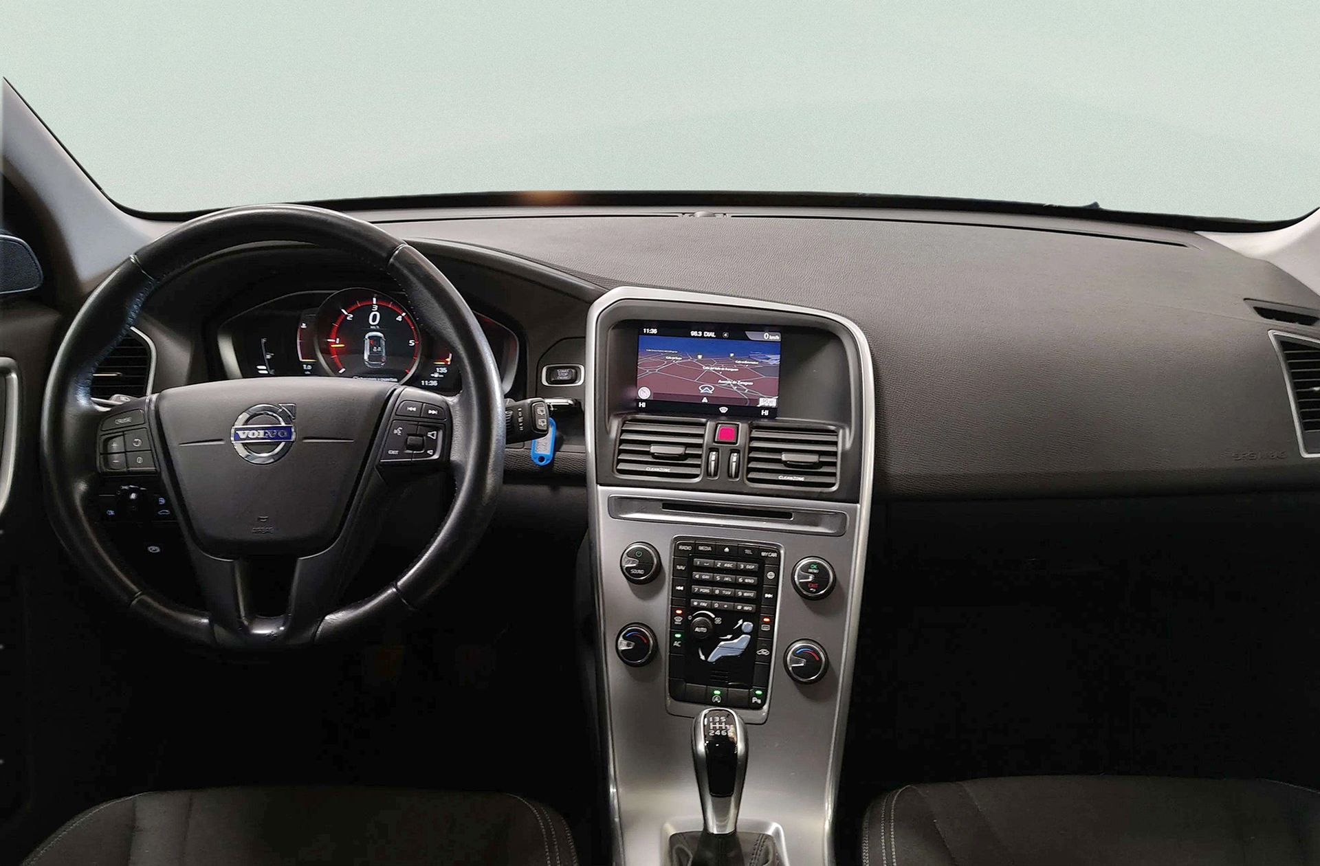 Volvo XC60 D3 Kinetic - foto 6