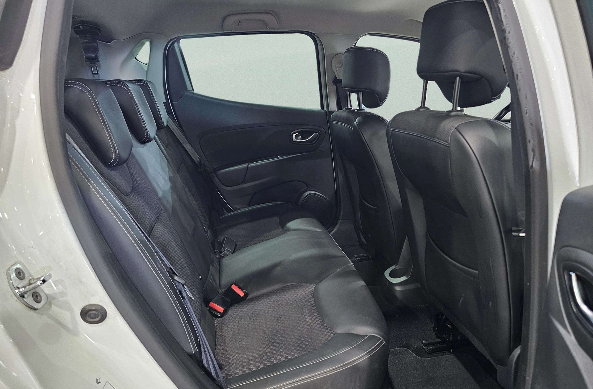 Renault Clio Zen Energy TCe - foto 18