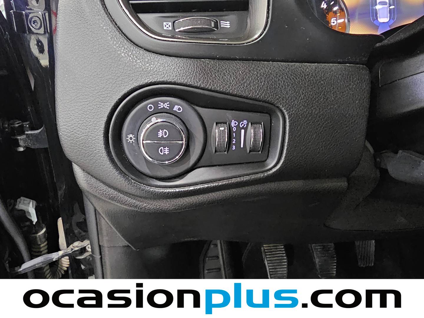 Equipamiento del Jeep Renegade Jeep Renegade 1.6 Multijet Limited 4x2 (120 CV)