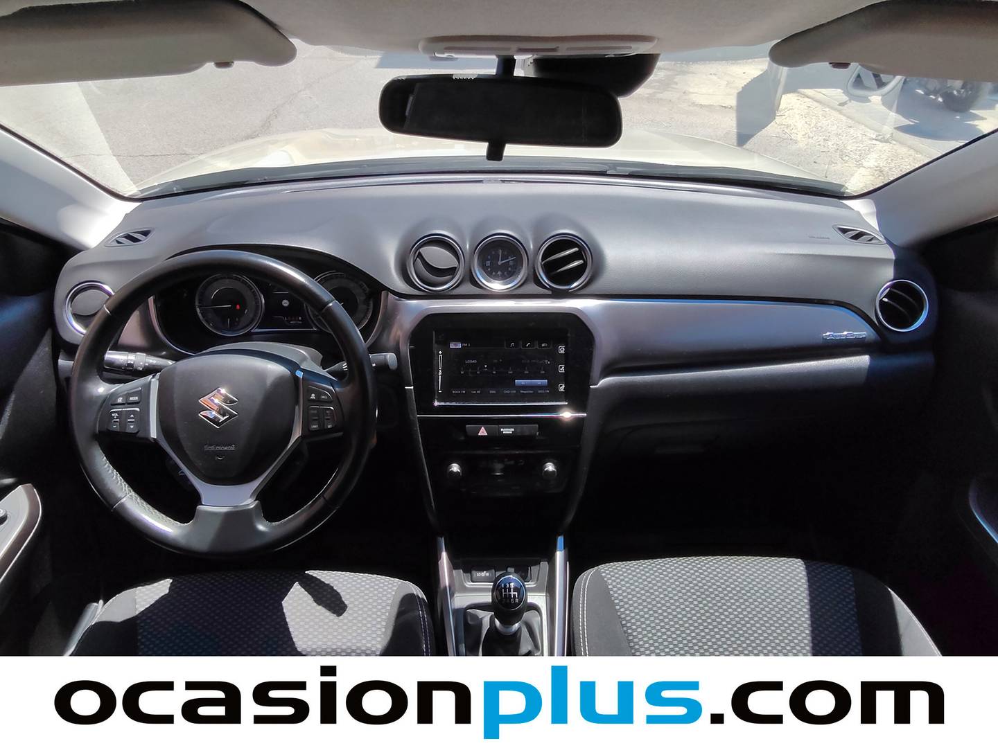 Foto asientos delanteros Suzuki Vitara Suzuki Vitara 1.4 Turbo Mild Hybrid GLE 4WD (129 CV)