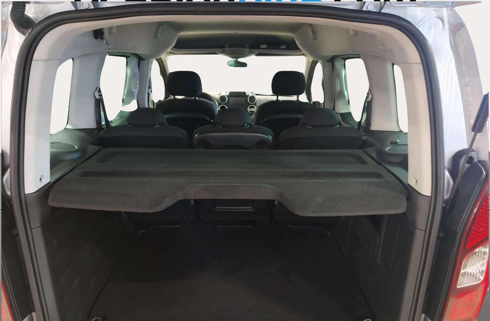 Peugeot Partner Tepee BlueHDi 120 Style - foto 16