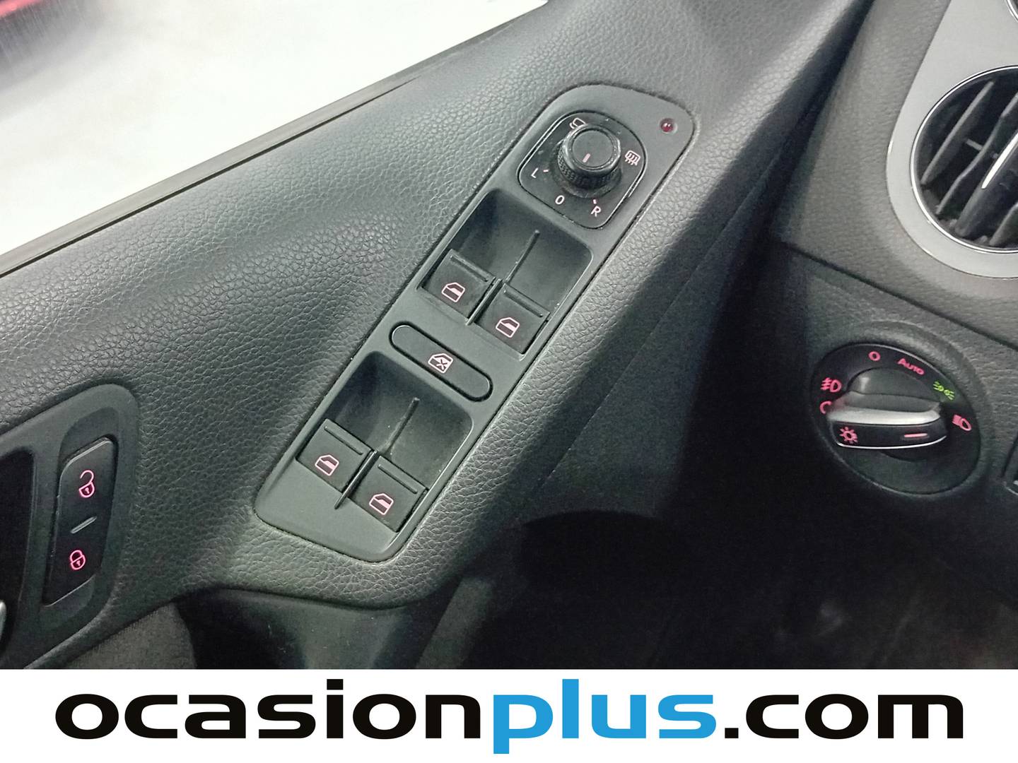 Foto Volkswagen Tiguan Volkswagen Tiguan T1 2.0 TDI BMT 4x2 (150 CV)