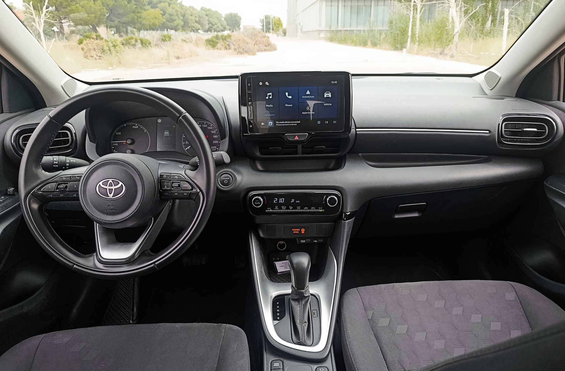Toyota Yaris 120H Active Plus - foto 6