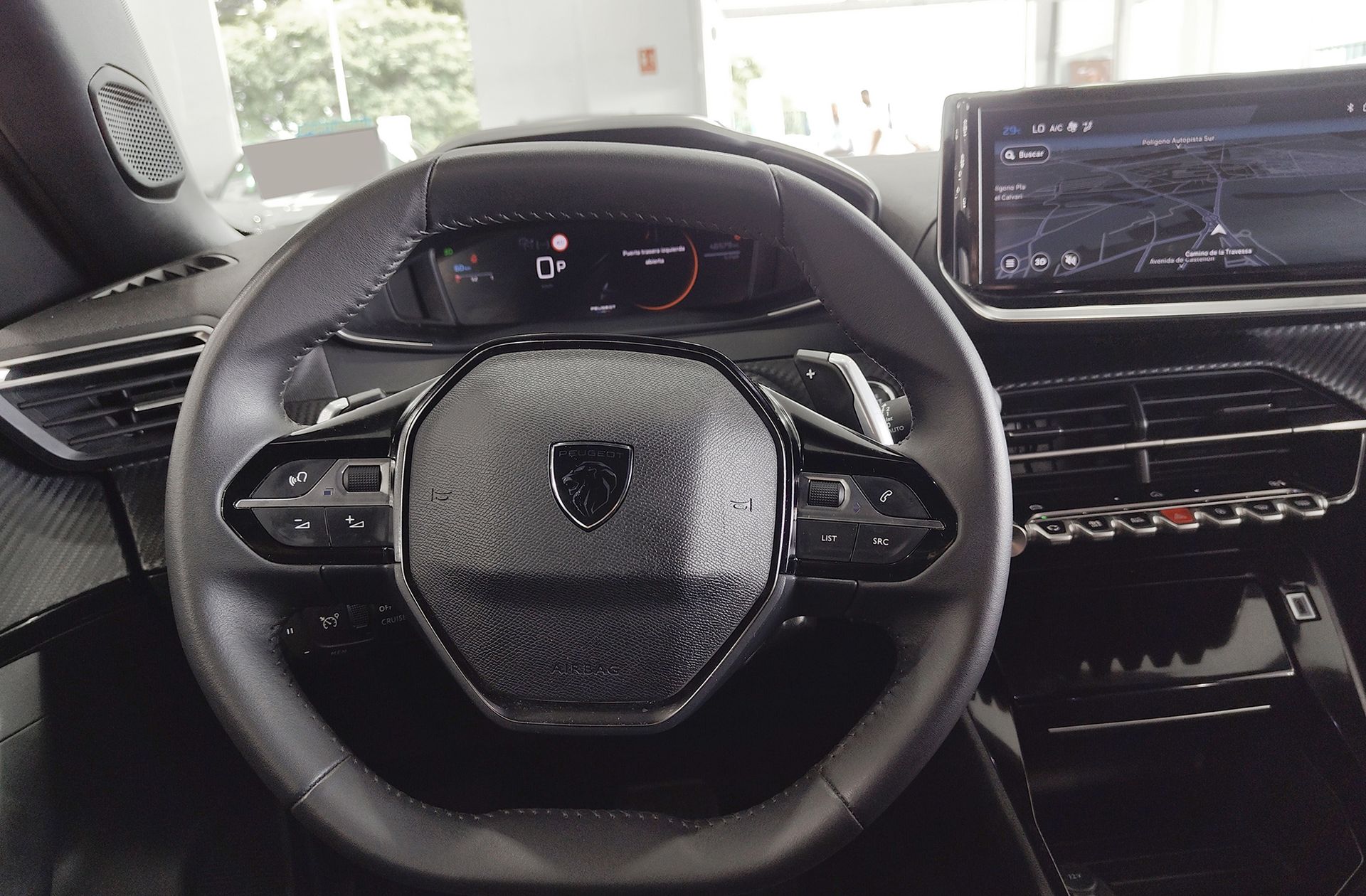 Peugeot 2008 Allure Hybrid eDCS6 - foto 23