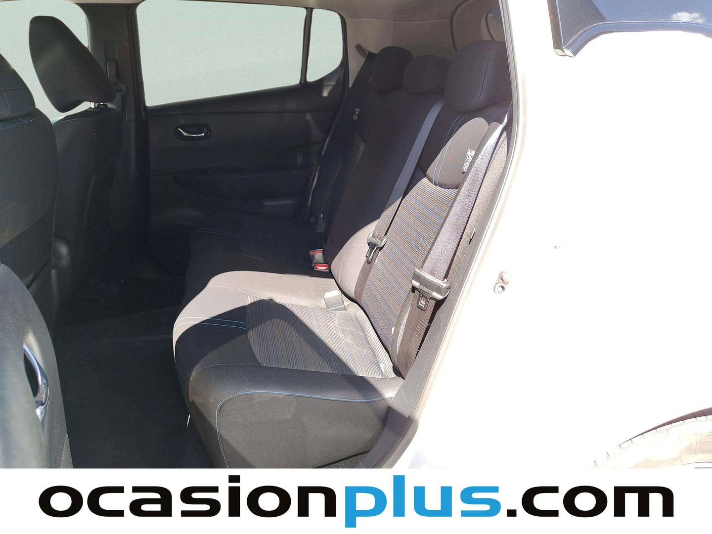 Foto asientos traseros Nissan LEAF Nissan Leaf 40kWh Acenta (150 CV)