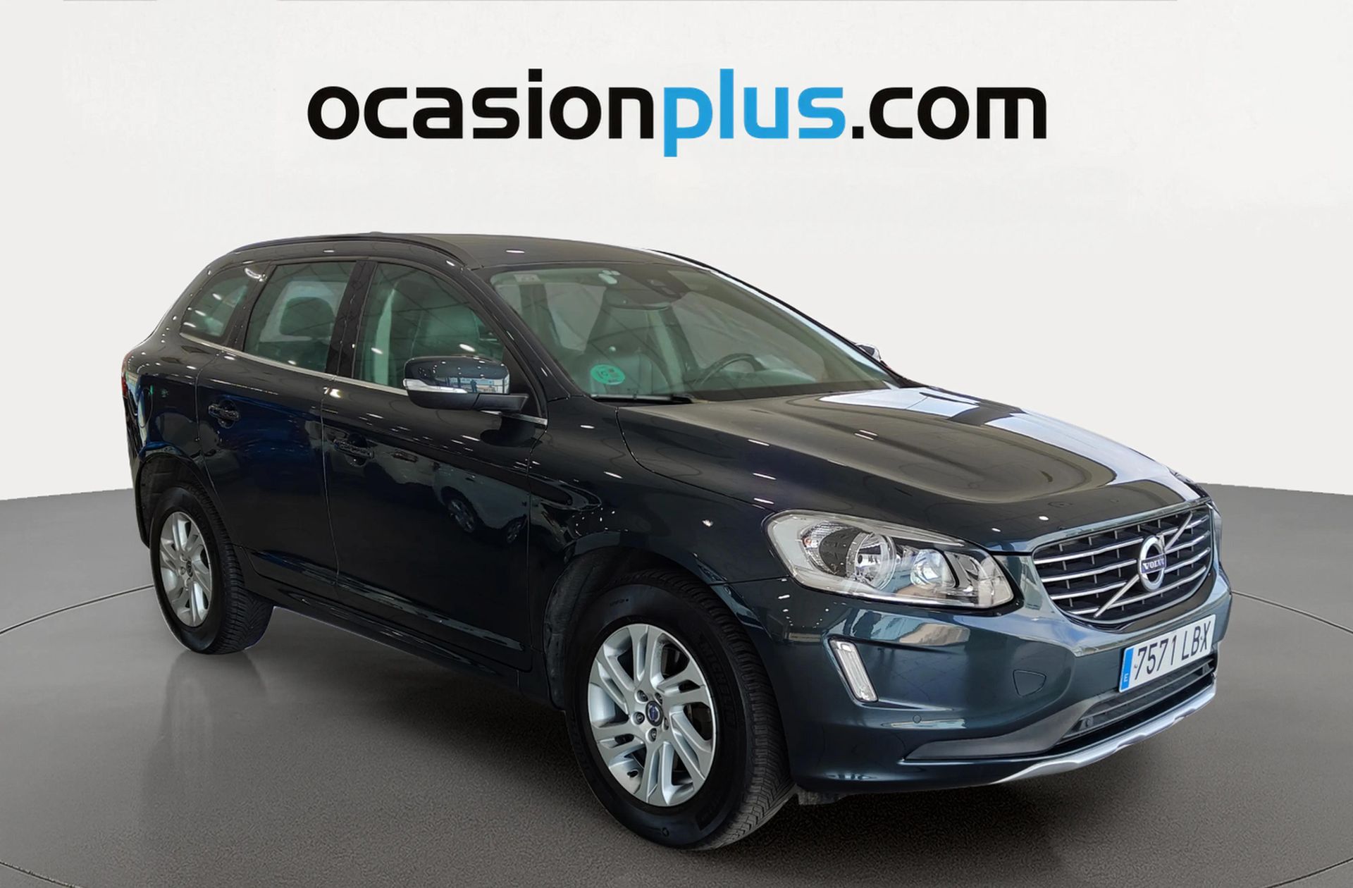 Volvo XC60 D4 Momentum - foto 2