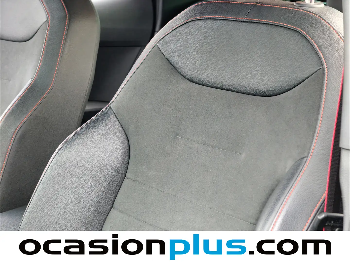 Foto Seat Arona SEAT Arona 1.5 TSI S&S FR XL DSG (150 CV)