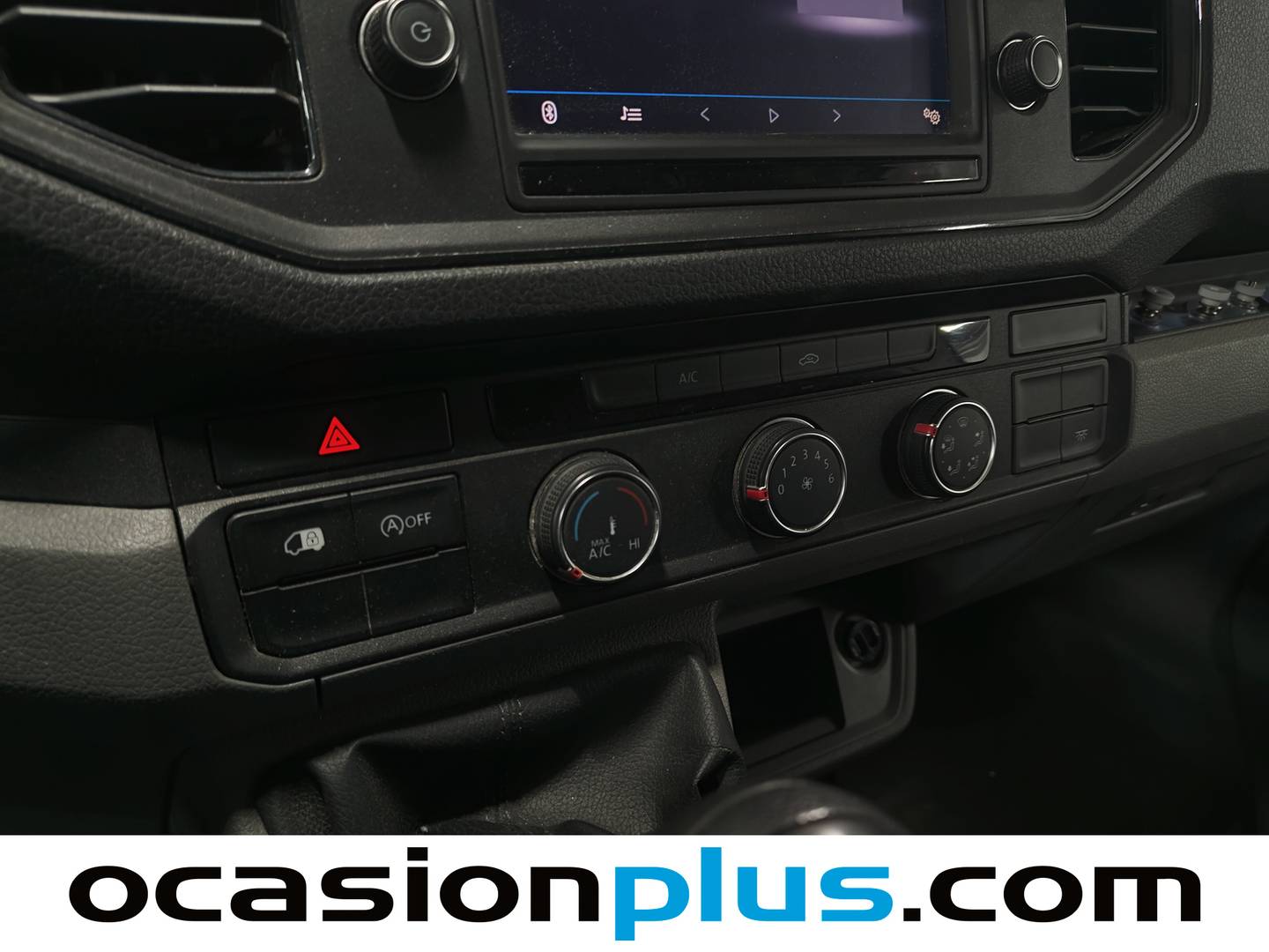 Foto Volkswagen Crafter Volkswagen Crafter Furgon Batalla Media TA 2.0 TDI BMT 3.500  (140 CV) 4 Plazas Camperizada