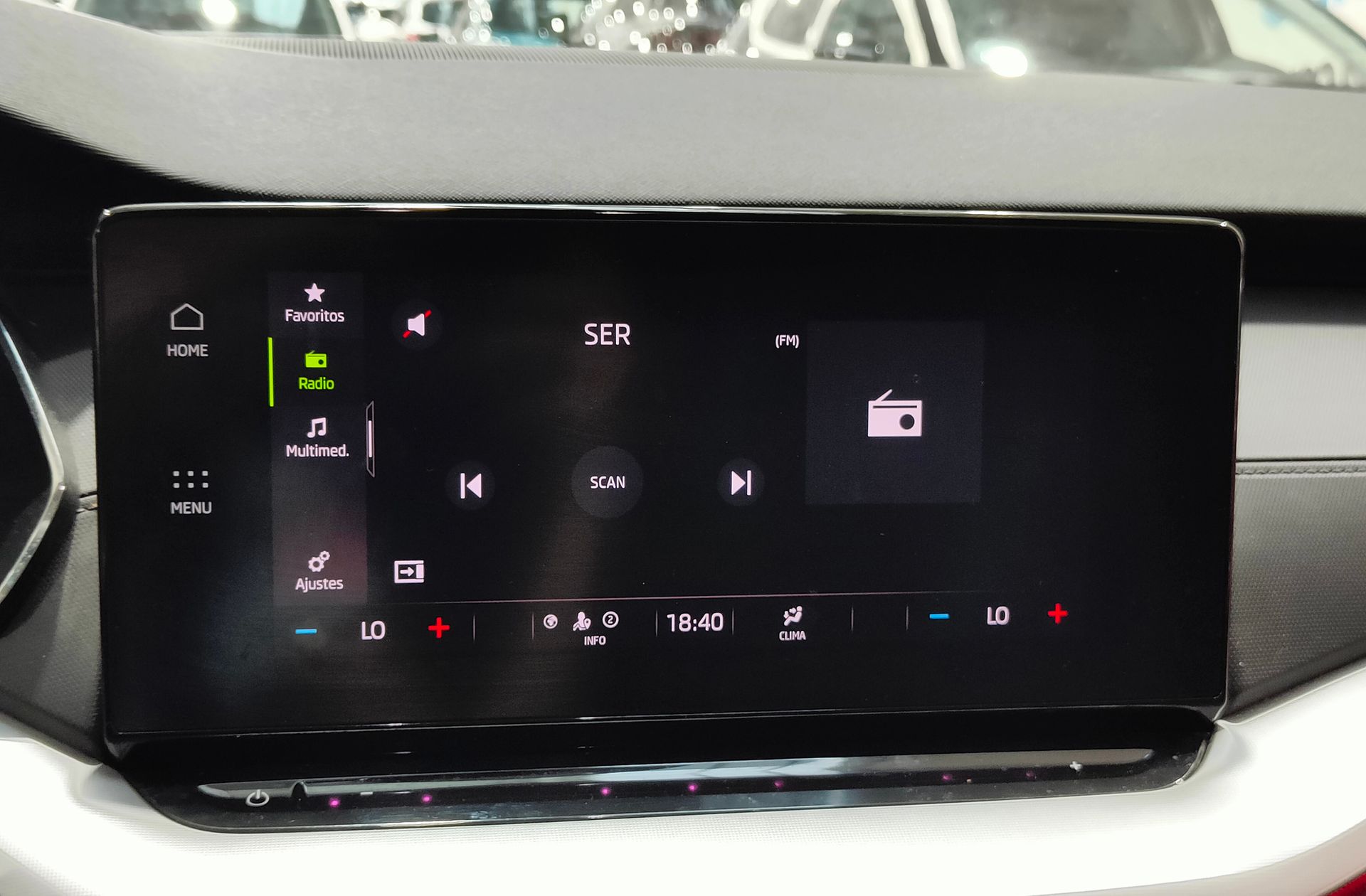 Škoda Octavia Combi 1.0 TSI mHEV Ambition DSG - foto 34