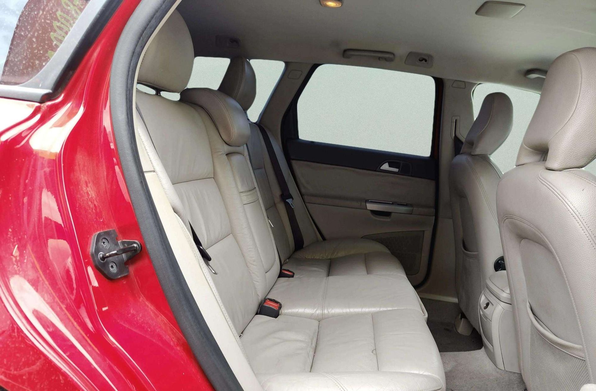 Volvo V50 2.4i Momentum - foto 13