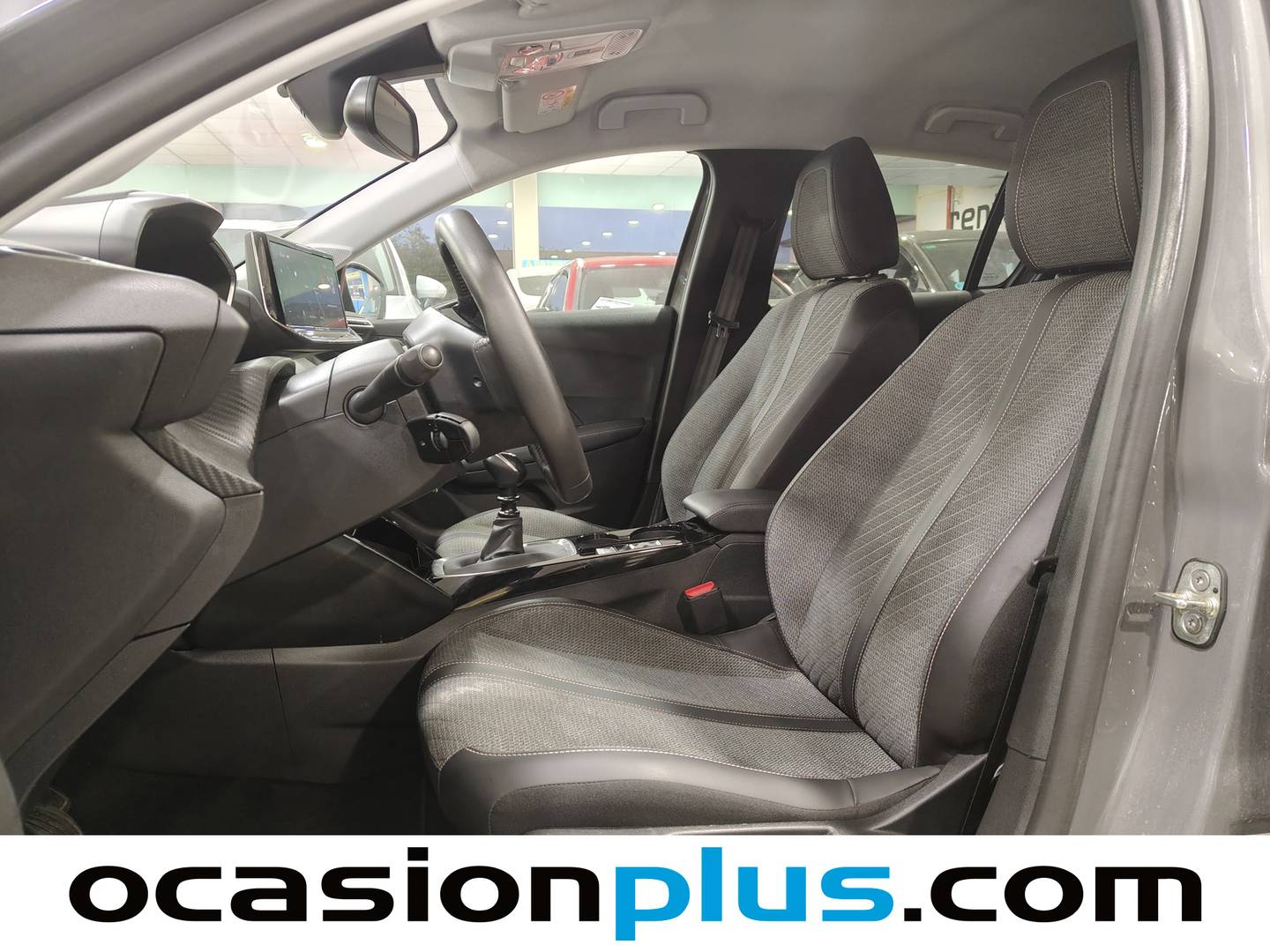 Foto asientos delanteros Peugeot 208 Peugeot 208 PureTech 100 Allure (100 CV)