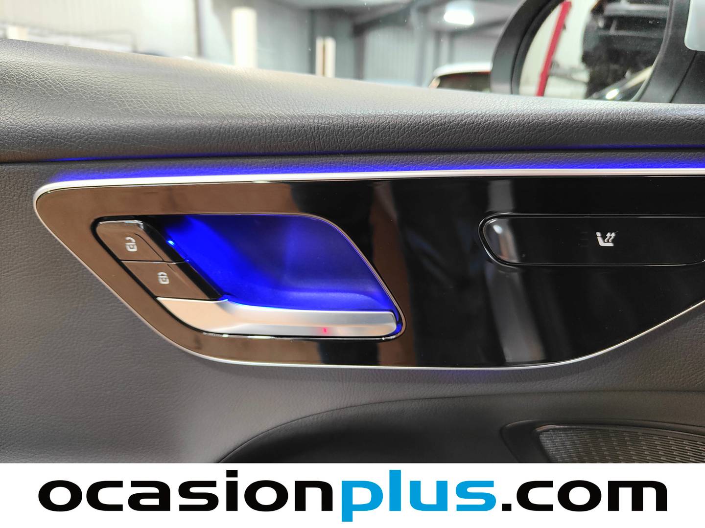 Equipamiento del Mercedes Clase C Mercedes-Benz Clase C 220 d  (200 CV)