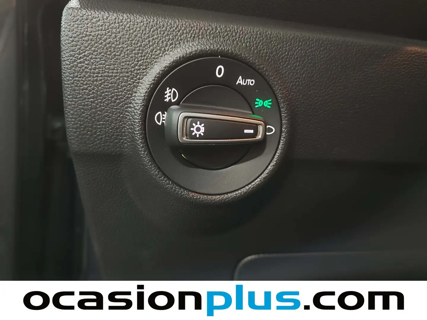 Foto Volkswagen T-Roc Volkswagen T-Roc Advance 2.0 TDI (150 CV) DSG