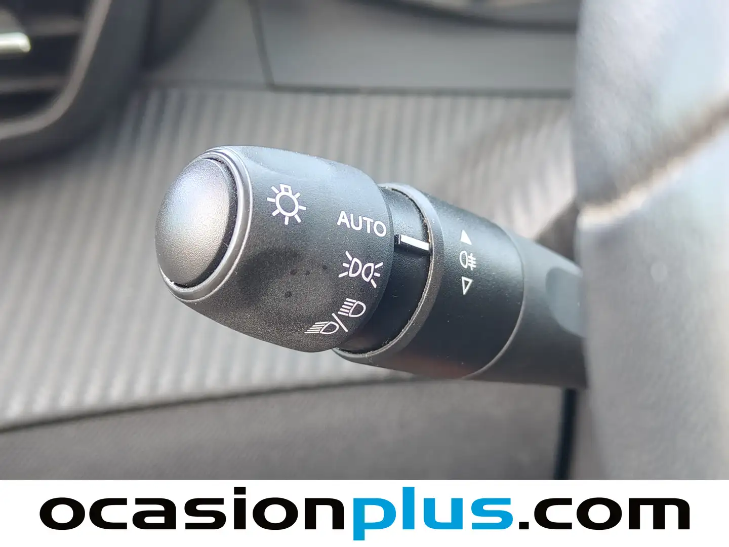 Foto Peugeot 2008 Peugeot 2008 PureTech 100 S&S Allure (100 CV)