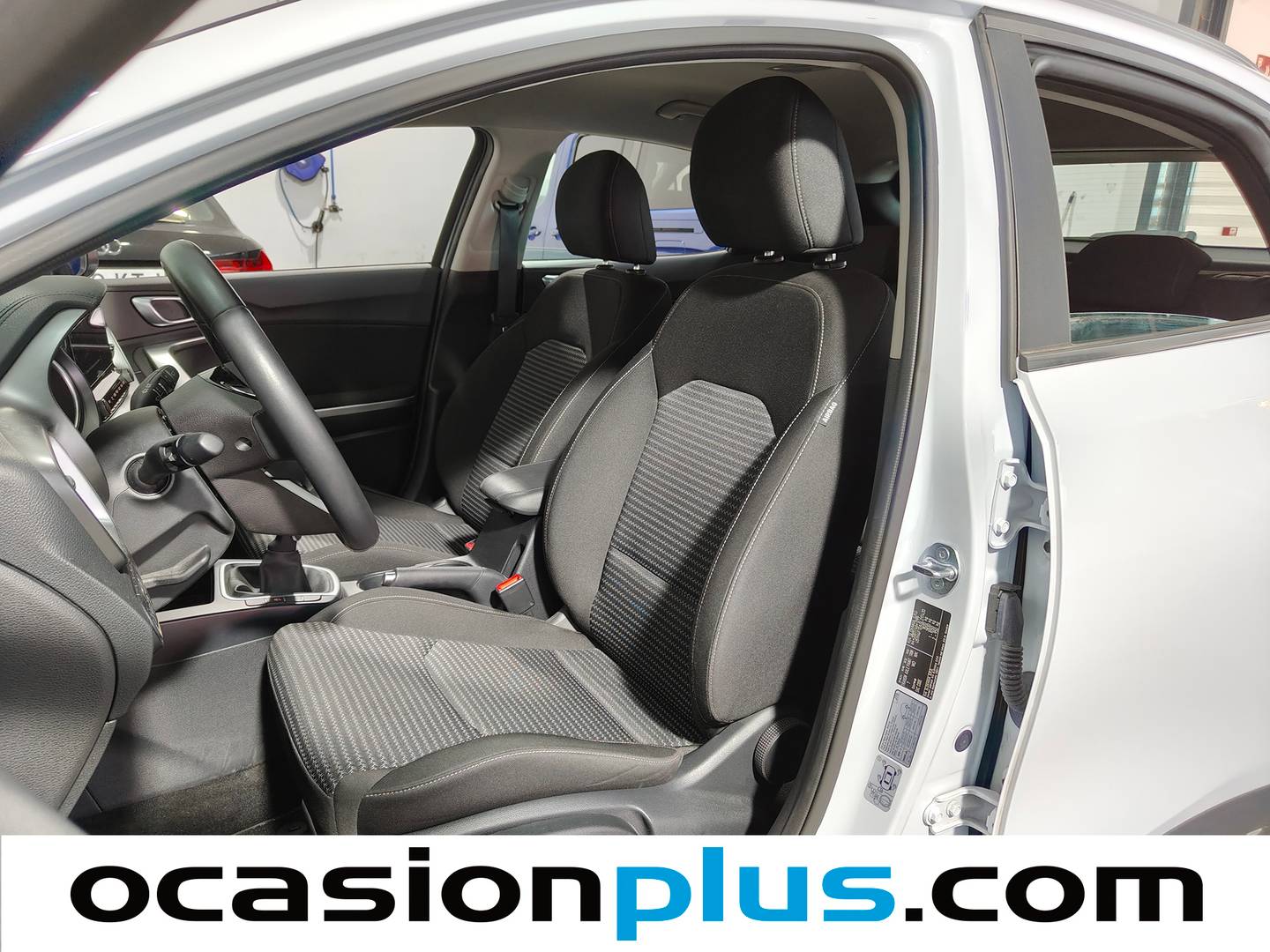 Foto asientos delanteros KIA XCeed KIA XCeed 1.0 T-GDi Drive (100 CV)