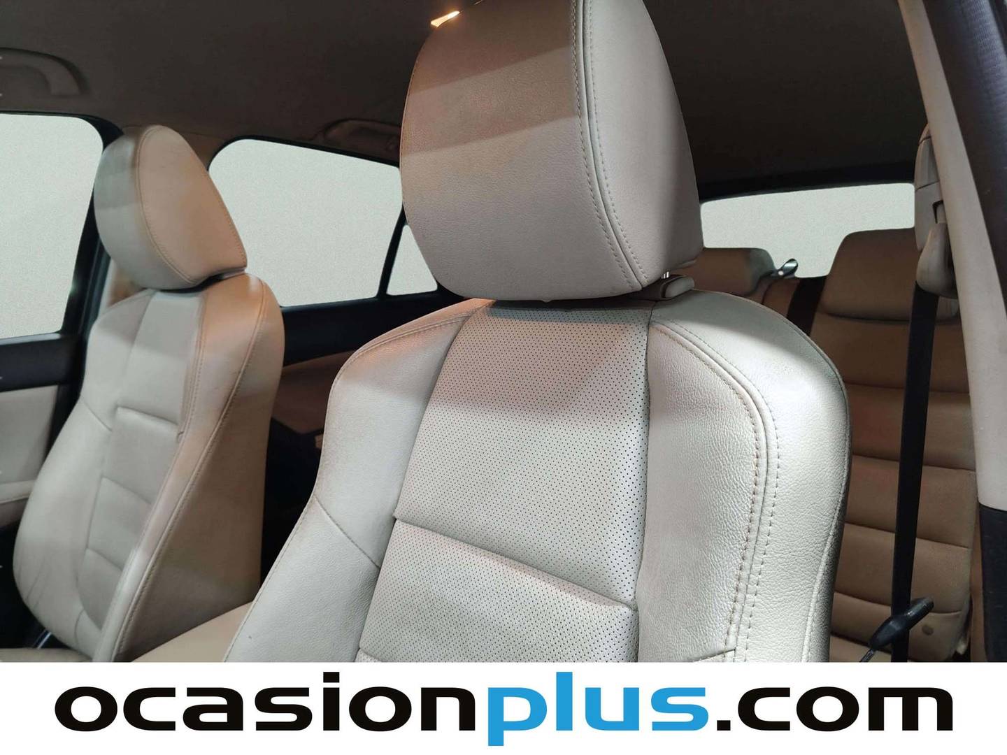 Extras y acabados del Mazda CX-5 Mazda CX-5 2.0 GE Luxury 4WD (160 CV)