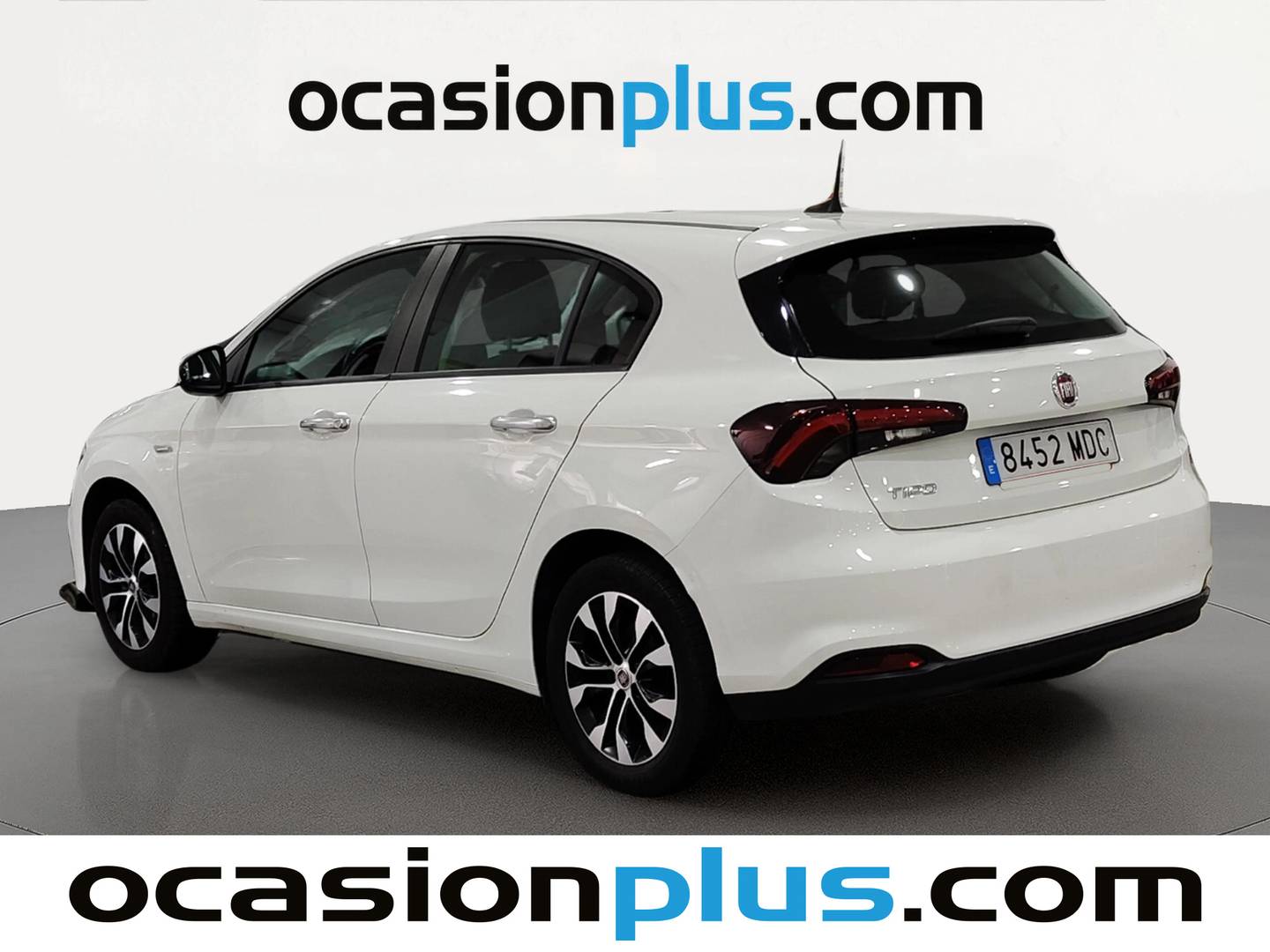 Foto trasera Fiat Tipo Fiat Tipo 1.0 City Life (101 CV) izquierda