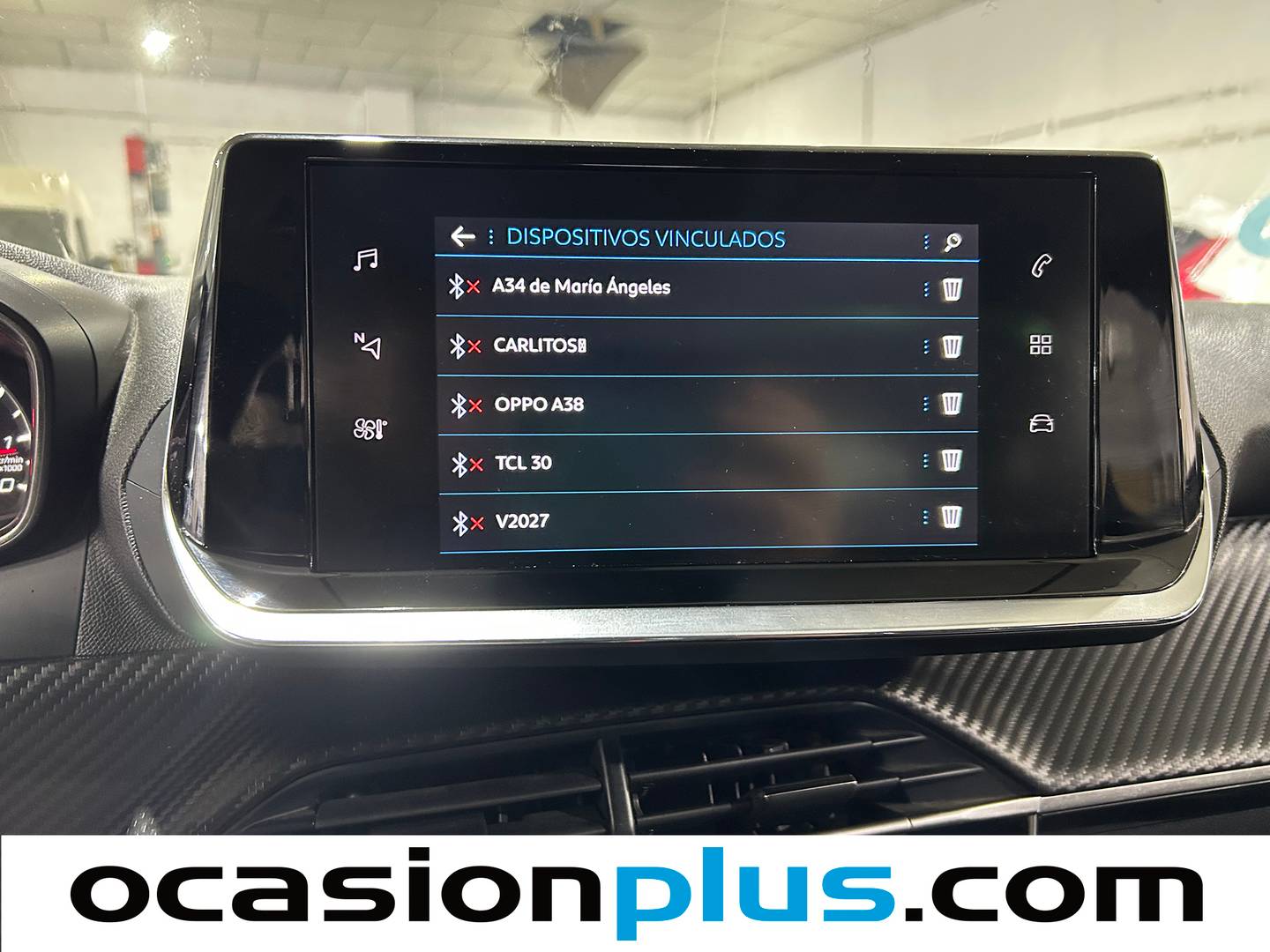 Foto Peugeot 208 Peugeot 208 PureTech 100 Allure (100 CV)