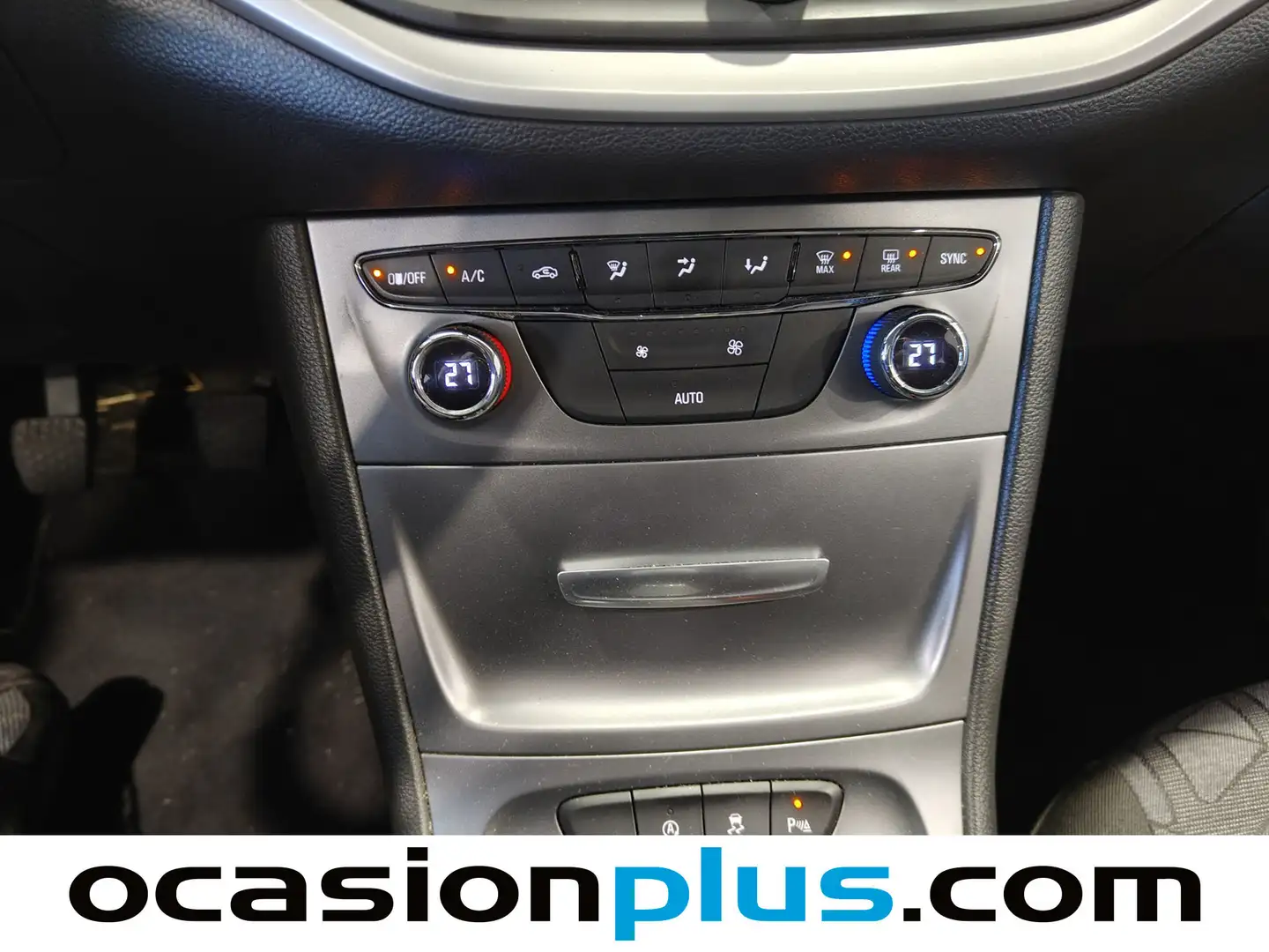 Foto Opel Astra Opel Astra 1.6 CDTI 120 Aniversario (110 CV)