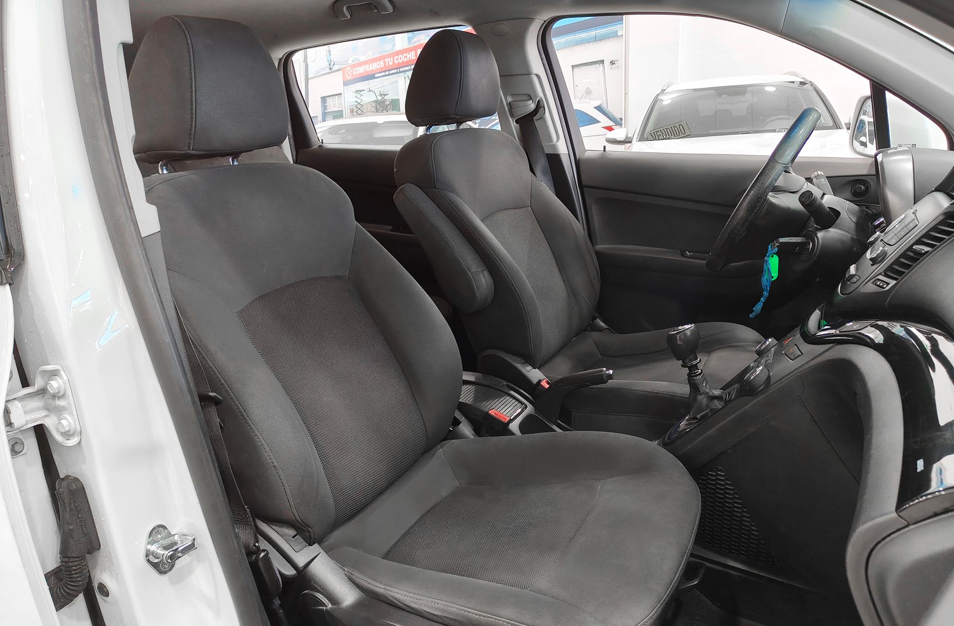 Chevrolet Orlando 2.0 VCDi LT+ - foto 17