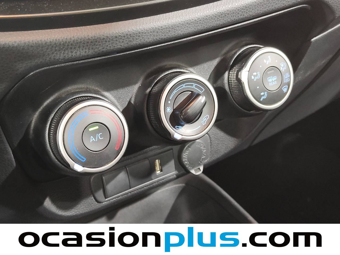 Foto Toyota Aygo X Cross Toyota Aygo X Cross 1.0 VVT-I Play (72 CV)