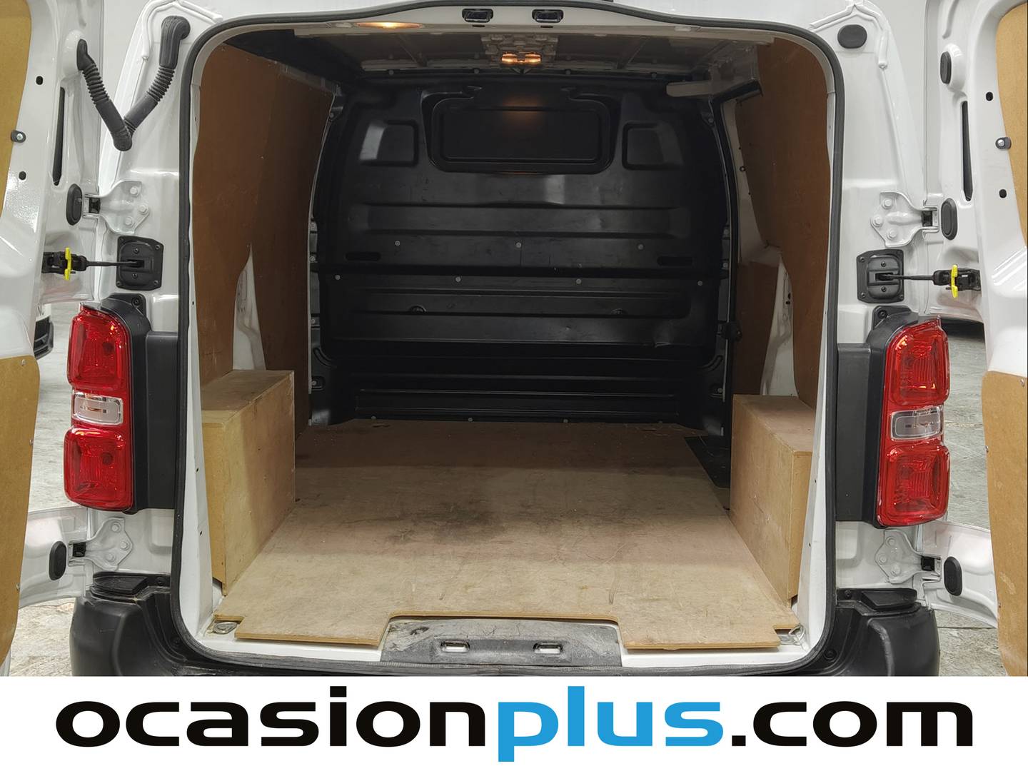 Foto asientos traseros Fiat Scudo Fiat Scudo Furgon 1.5 Bluehdi L2 (120 CV)