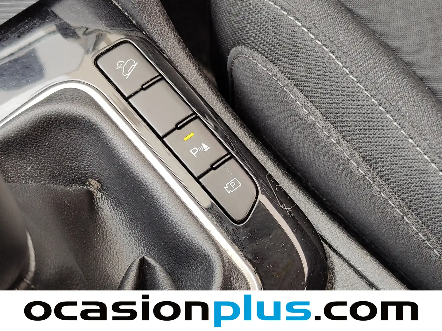 Foto KIA Sportage Kia Sportage 1.6 CRDi MHEV Business 4x2 (136 CV)