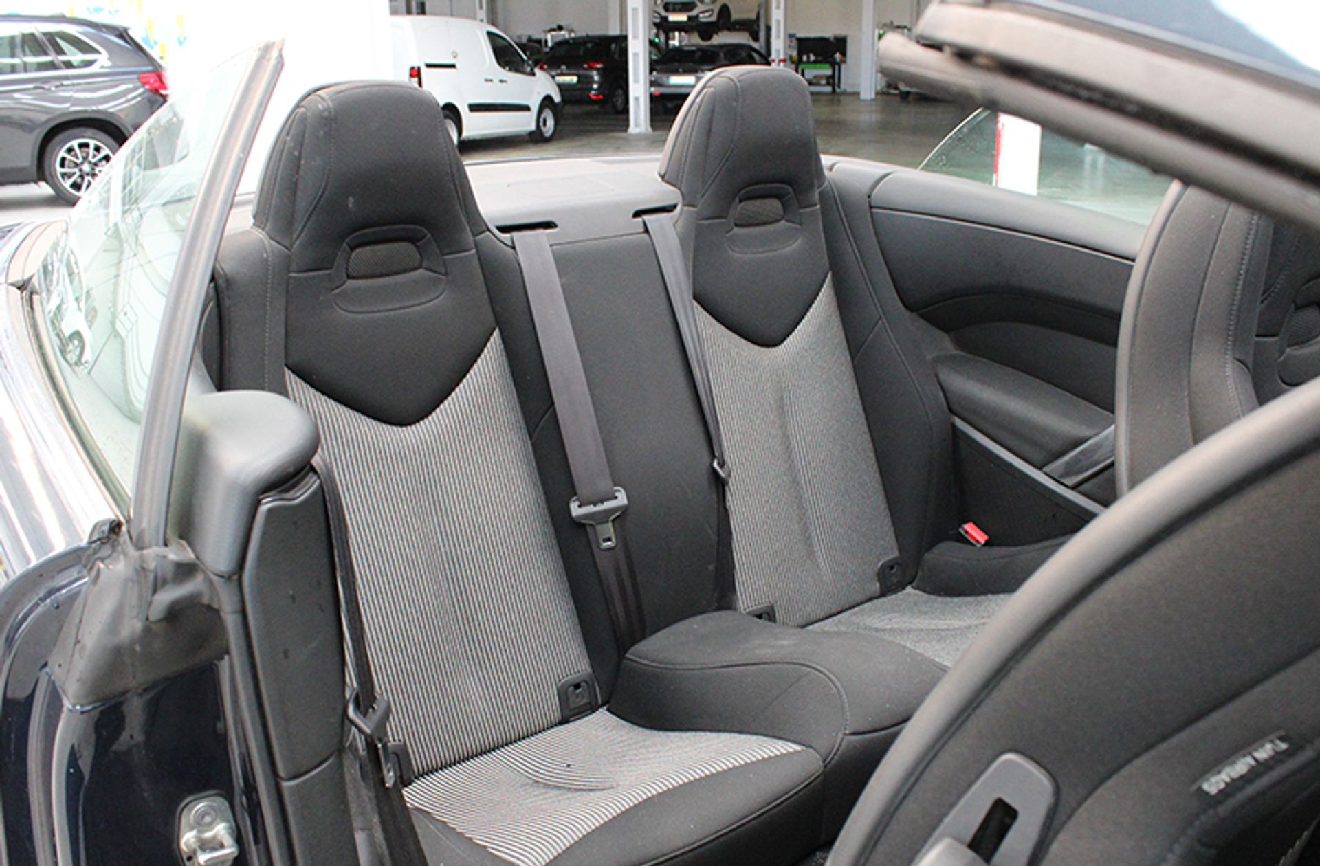 Peugeot 308 CC 2.0 HDi Active FAP - foto 18