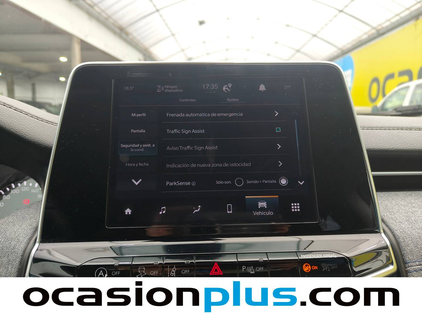 Equipamiento del Jeep Compass Jeep Compass 1.3 Gse T4 Longitude FWD MT  (130 CV)