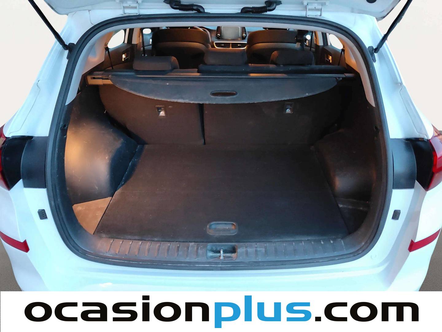 Fotos maletero Hyundai Tucson Hyundai Tucson 1.6 CRDI 48V SLE 4x2 (116 CV)