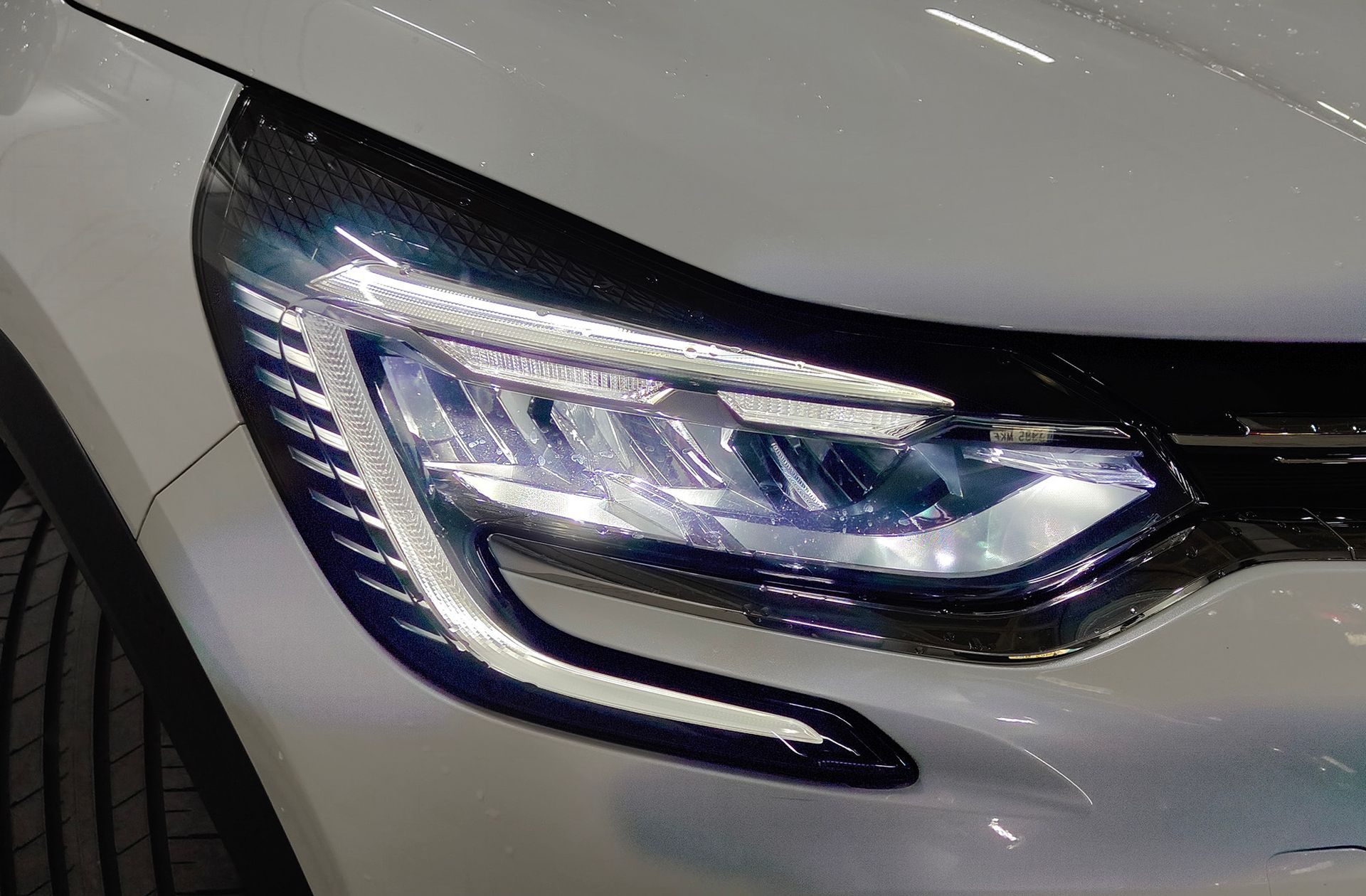 Renault Captur Techno E-Tech Híbrido - foto 17
