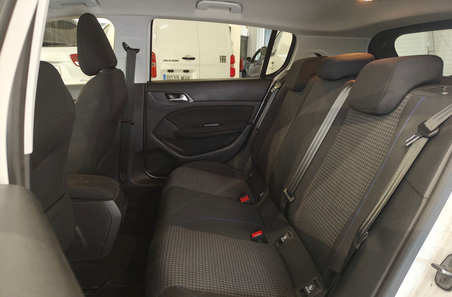 Peugeot 308 PureTech 110 Style - foto 12