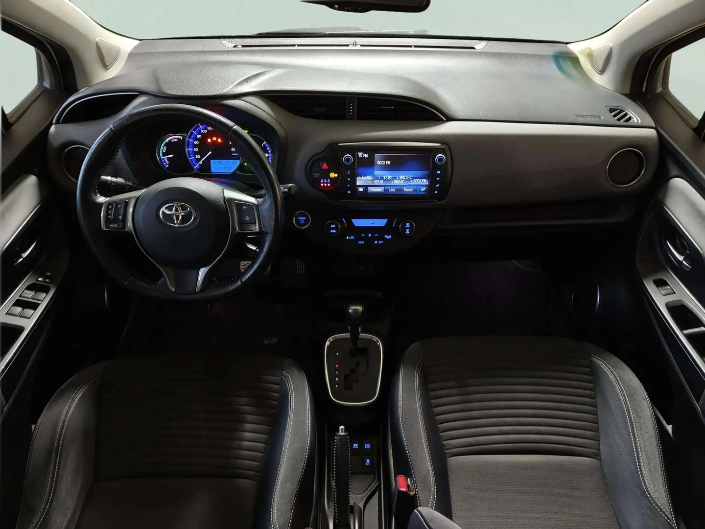 Foto Toyota Yaris Toyota Yaris 100H Advance (100 CV)