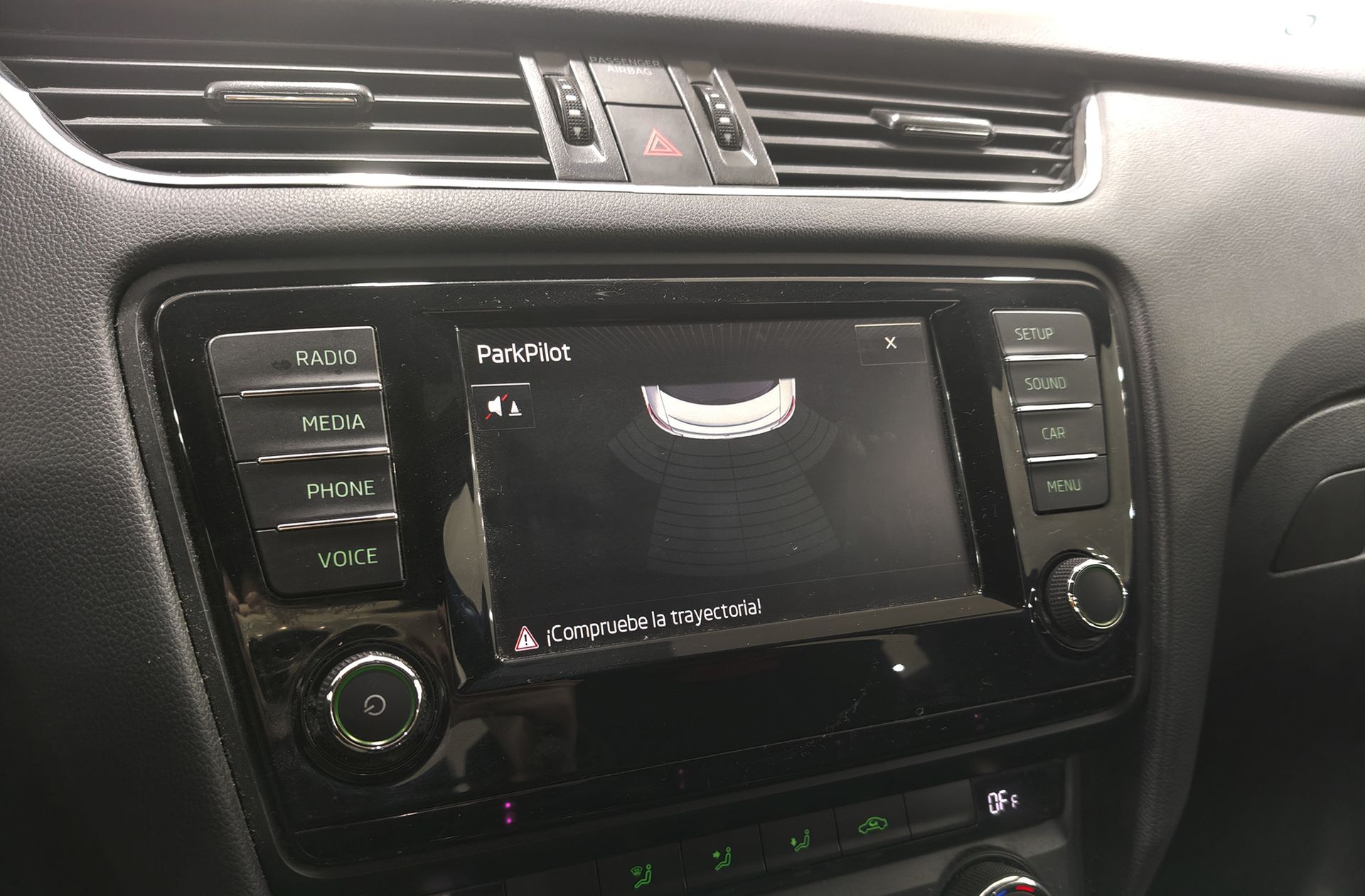 Škoda Octavia 2.0 TDI RS - foto 7