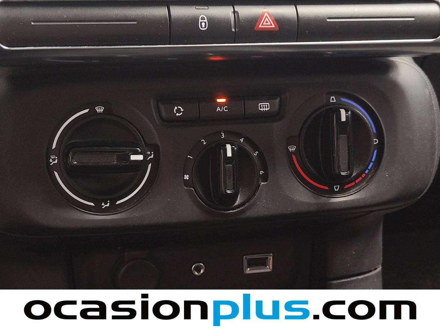 Equipamiento del Citroën C3 Citroën C3 PureTech 82 Feel (82 CV)
