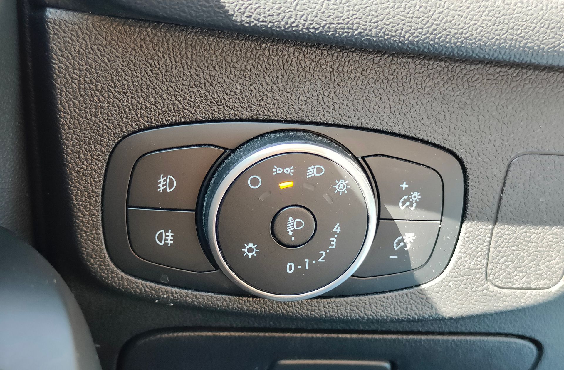 Ford Focus 1.0 EcoBoost ST-Line - foto 27