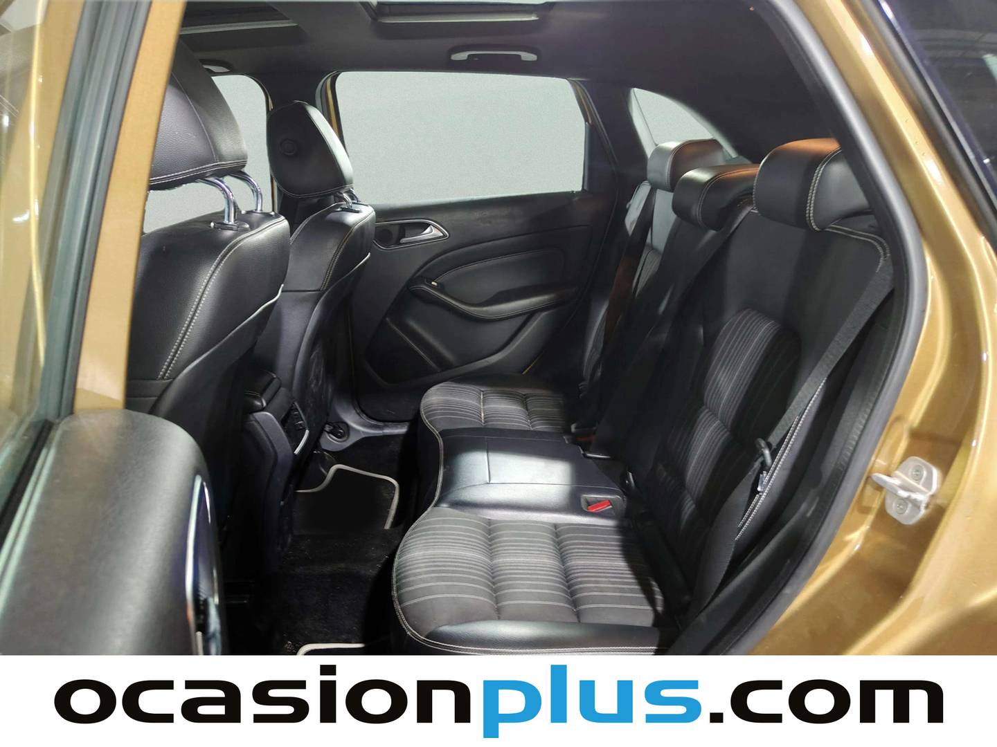 Foto asientos traseros Mercedes Clase B Mercedes Clase B 180 CDI (109 CV)