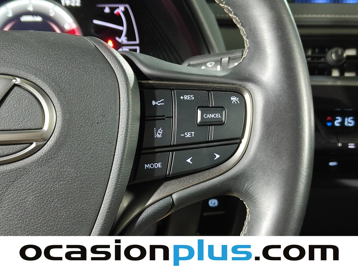 Foto Lexus UX Lexus UX 250h Premium 4WD (184 CV)