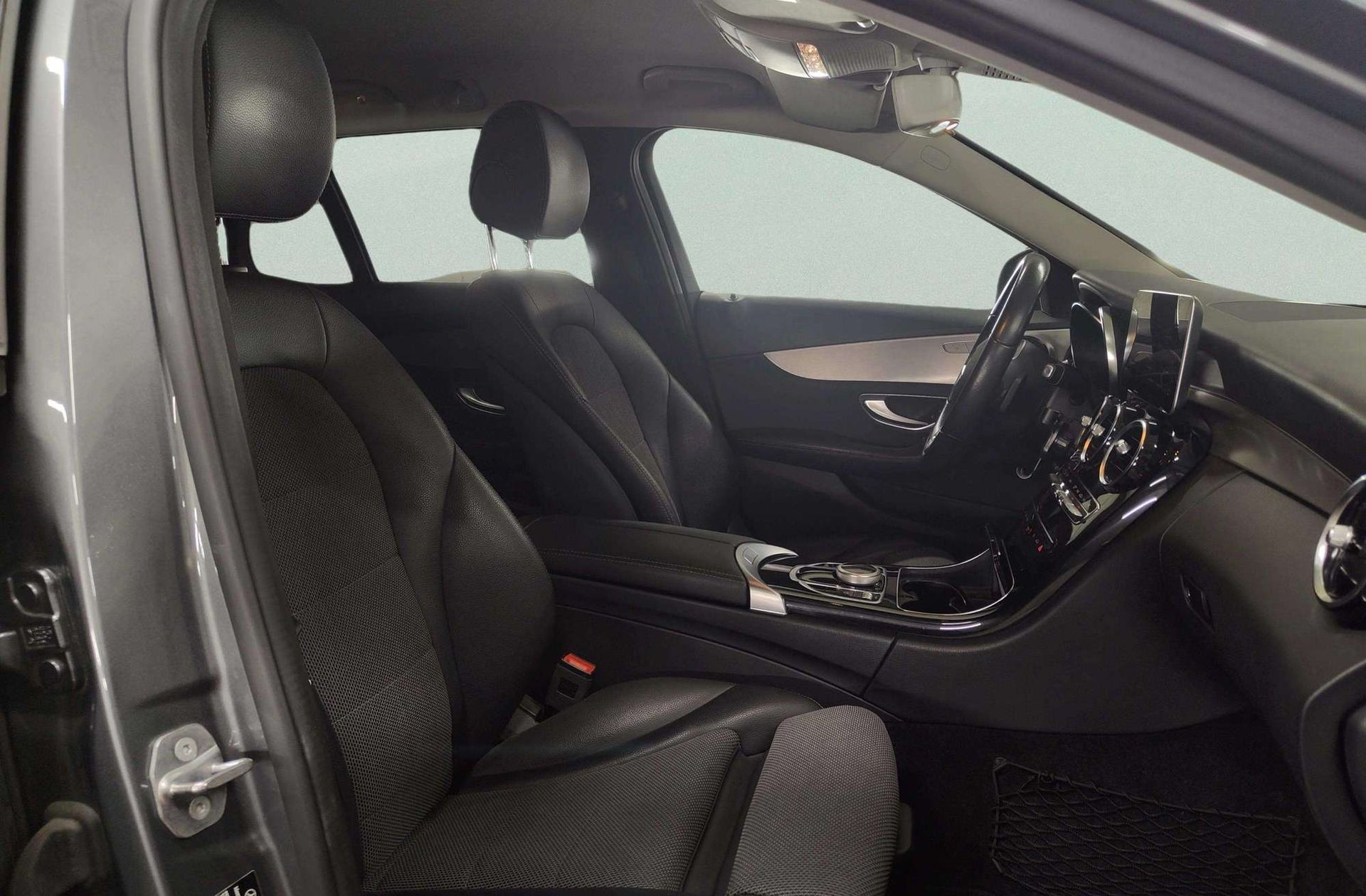 Mercedes-Benz Clase C C Estate 200 d - foto 19