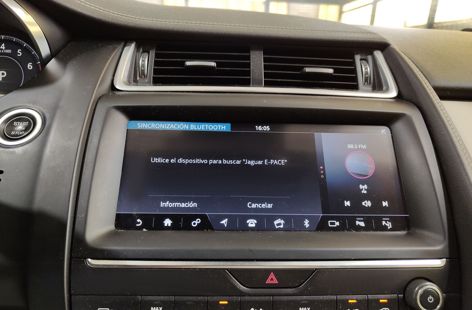 Jaguar E-Pace 2. R-Dynamic SE 4WD - foto 30