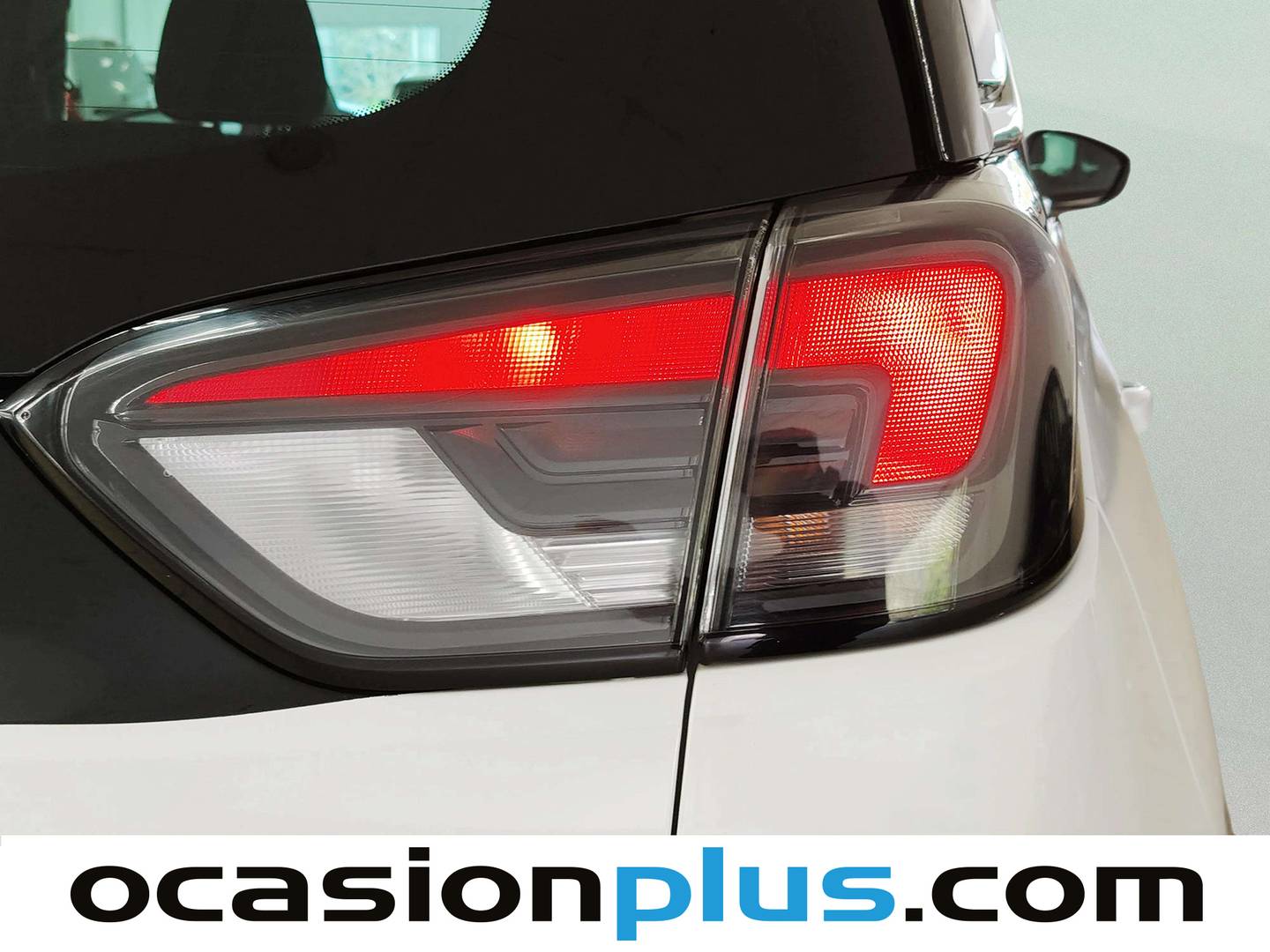 Accesorios del Opel Crossland Opel Crossland 1.2 Elegance Auto (130 CV)