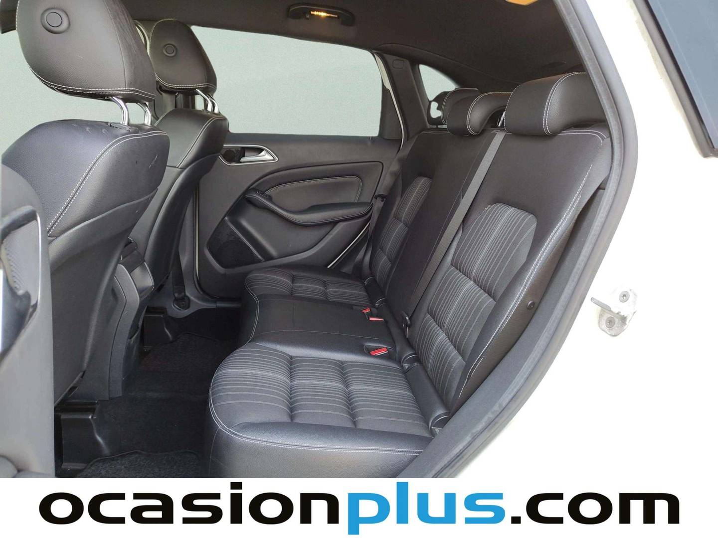 Foto asientos traseros Mercedes Clase B Mercedes Clase B B 180 CDI Sport (109 CV)