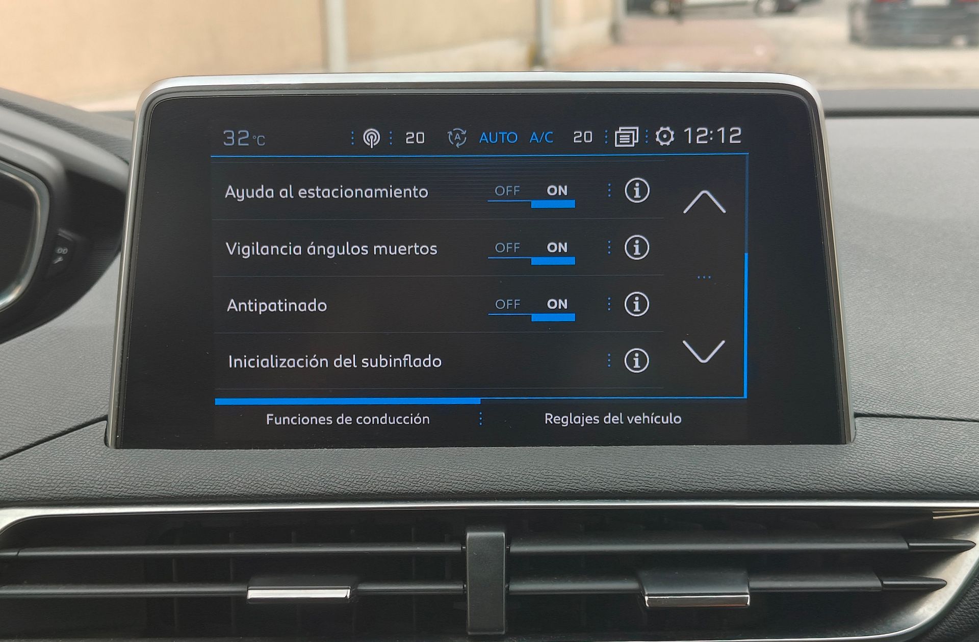Peugeot 5008 BlueHDi 130 Allure EAT8 7 plazas - foto 12