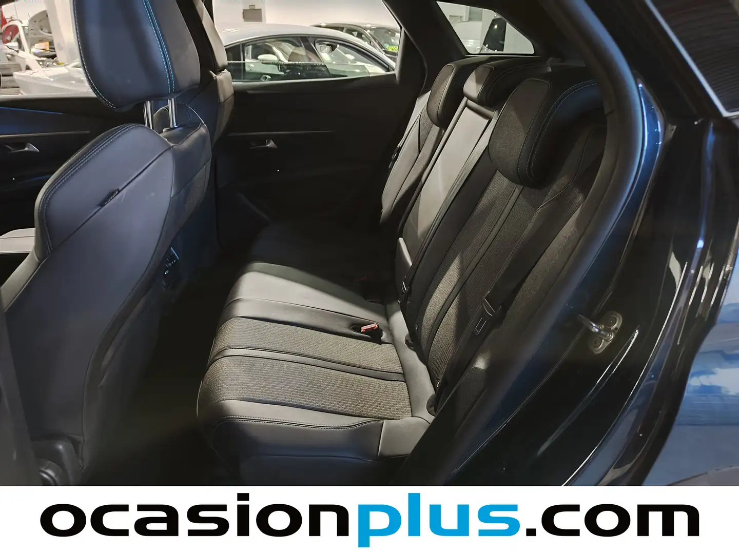 Foto Peugeot 3008 Peugeot 3008 PureTech 130 S&S Allure Pack EAT8  (130 CV)