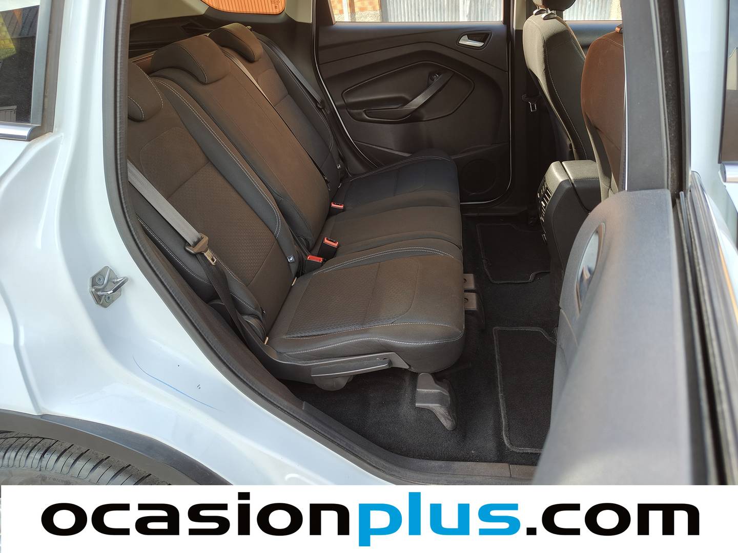 Foto Ford Kuga Ford Kuga 1.5 EcoBoost Trend+ 4x2 (120 CV) siete plazas