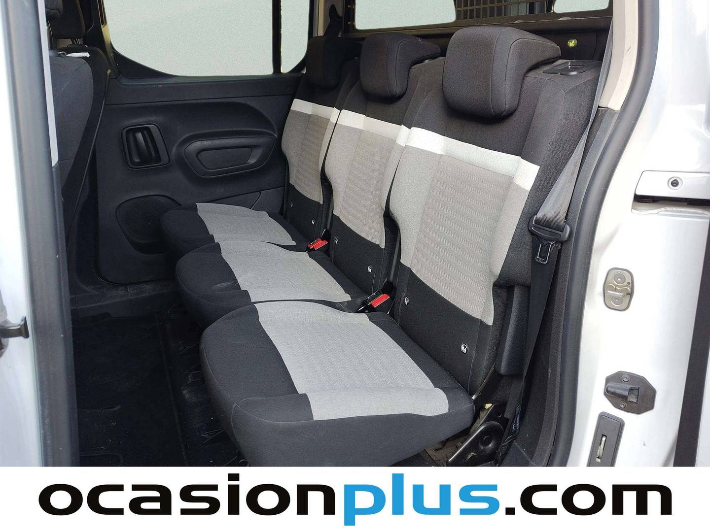 Foto asientos traseros Citroën Berlingo Citroën Berlingo BlueHDi 130 S&S Talla M Shine (130 CV)