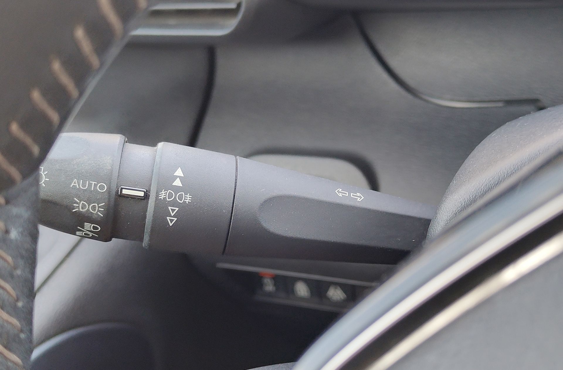 Peugeot Rifter PureTech 110 Allure Standard - foto 23