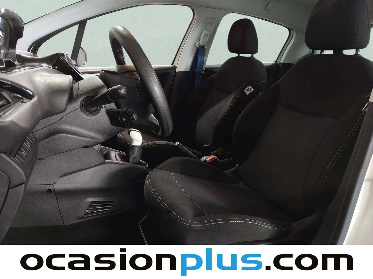 Foto asientos delanteros Peugeot 208 Peugeot 208 1.0 PureTech Like (68 CV)