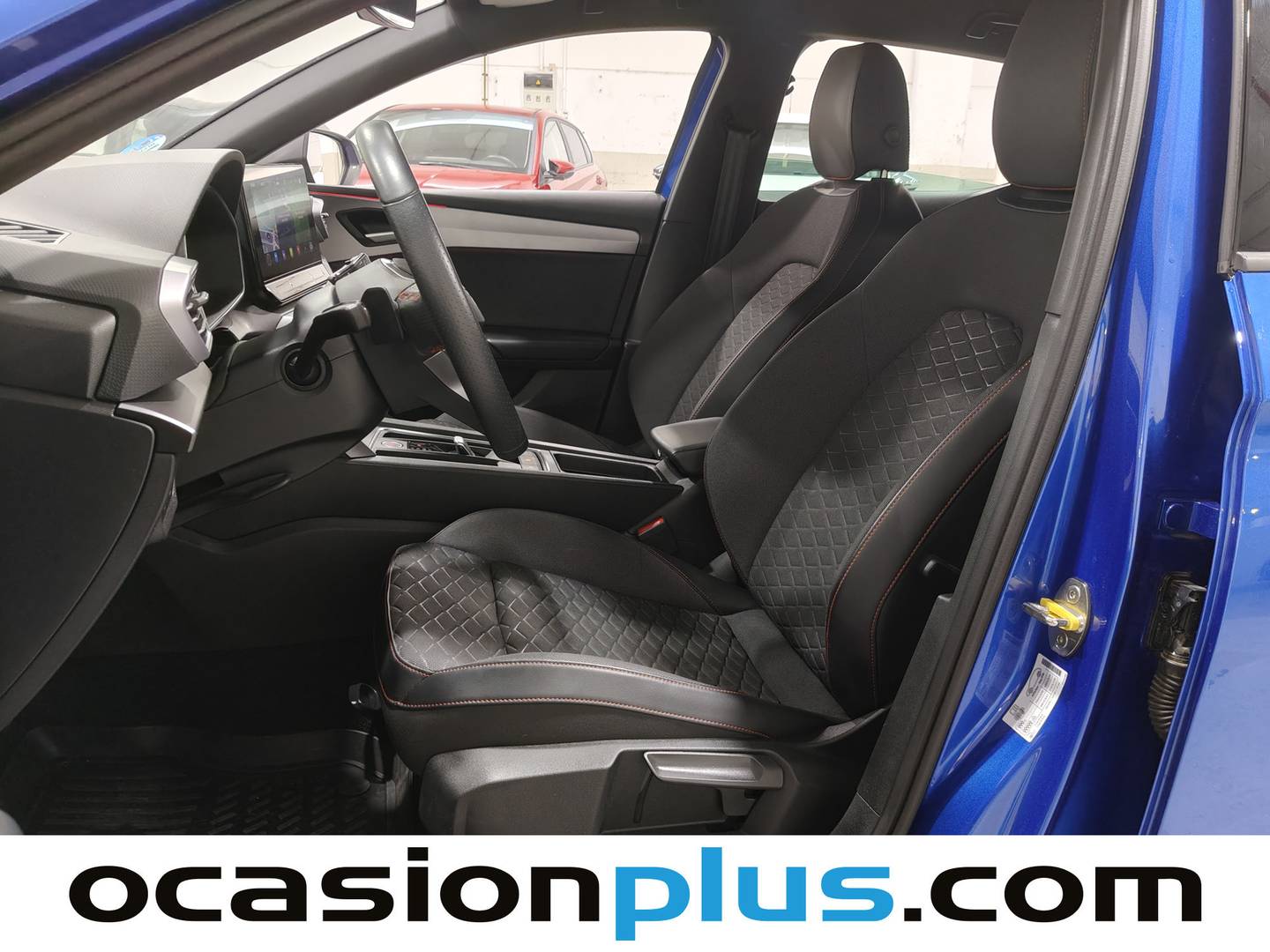 Foto asientos delanteros Seat León Seat León 1.0 eTSI S&S FR XL DSG (110 CV)