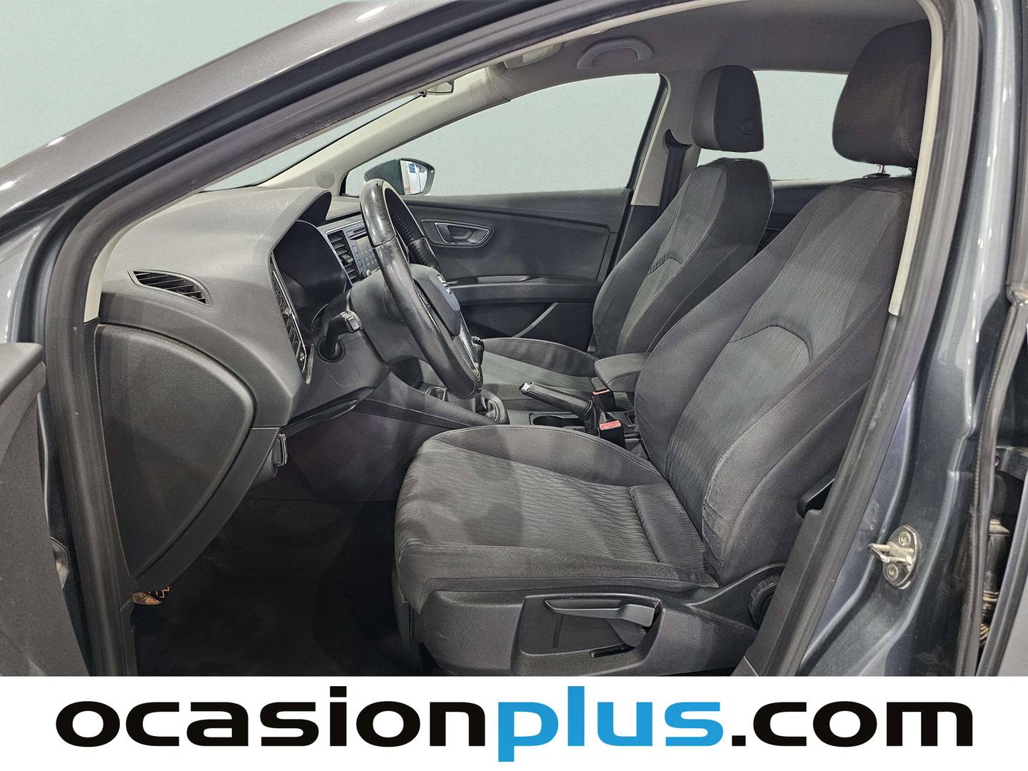 Foto asientos delanteros Seat León Seat León 1.2 TSI S&S Style (110 CV)